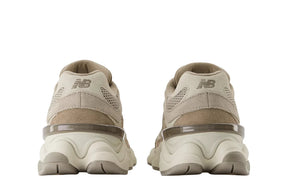 New Balance 9060 Mushroom Arid Stone Bege
