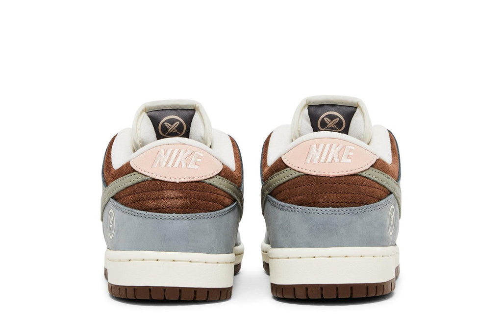 Tênis Nike SB Dunk Low