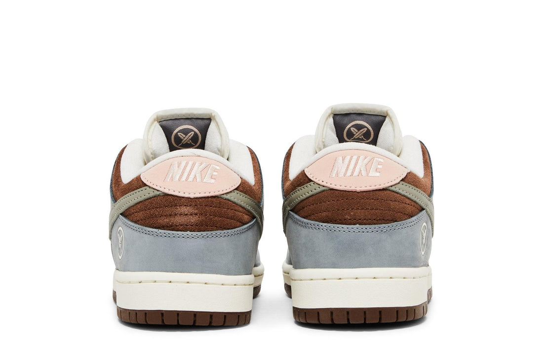Tênis Nike SB Dunk Low