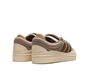 Adidas Bud Bunny Marrom