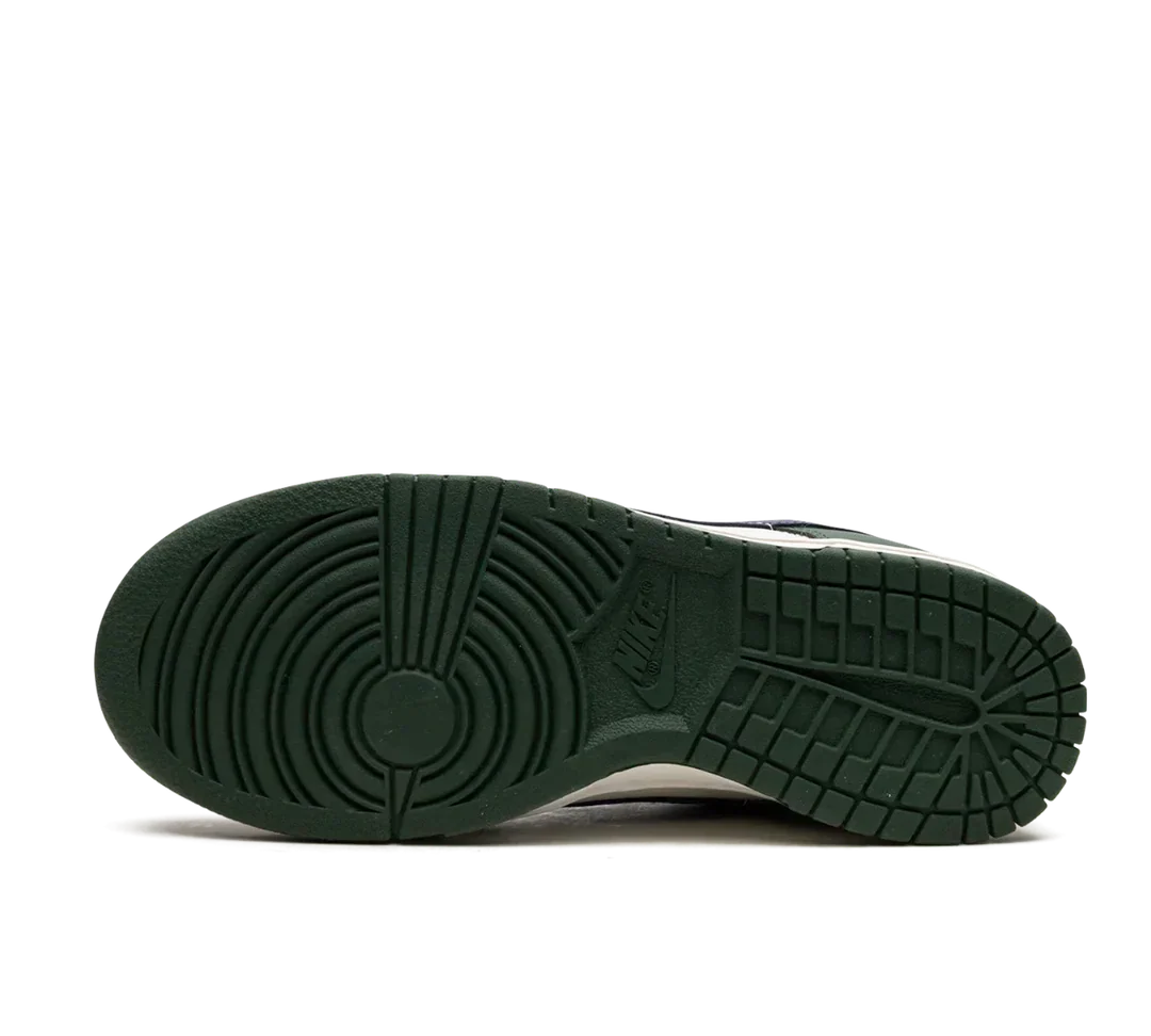 Tênis Nike Dunk Low 'Gorge Green' Verde