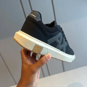 TÊNIS A.X COURO PRETO