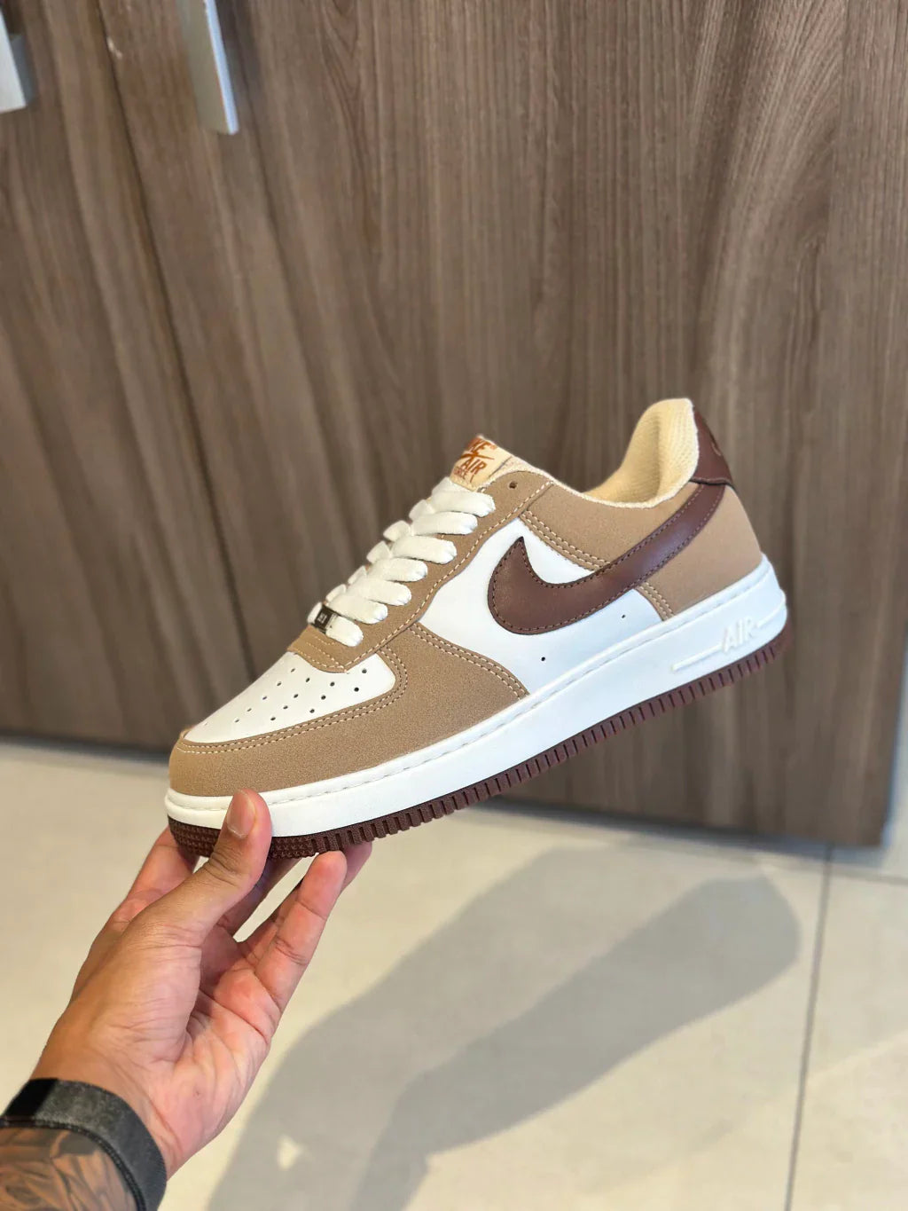 AIR FORCE MARROM EXCLUSIVO